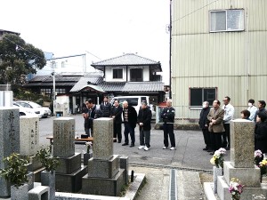 岡山霊園　彼岸会参列風景