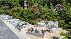 西應寺墓苑　樹木葬　もみじの丘